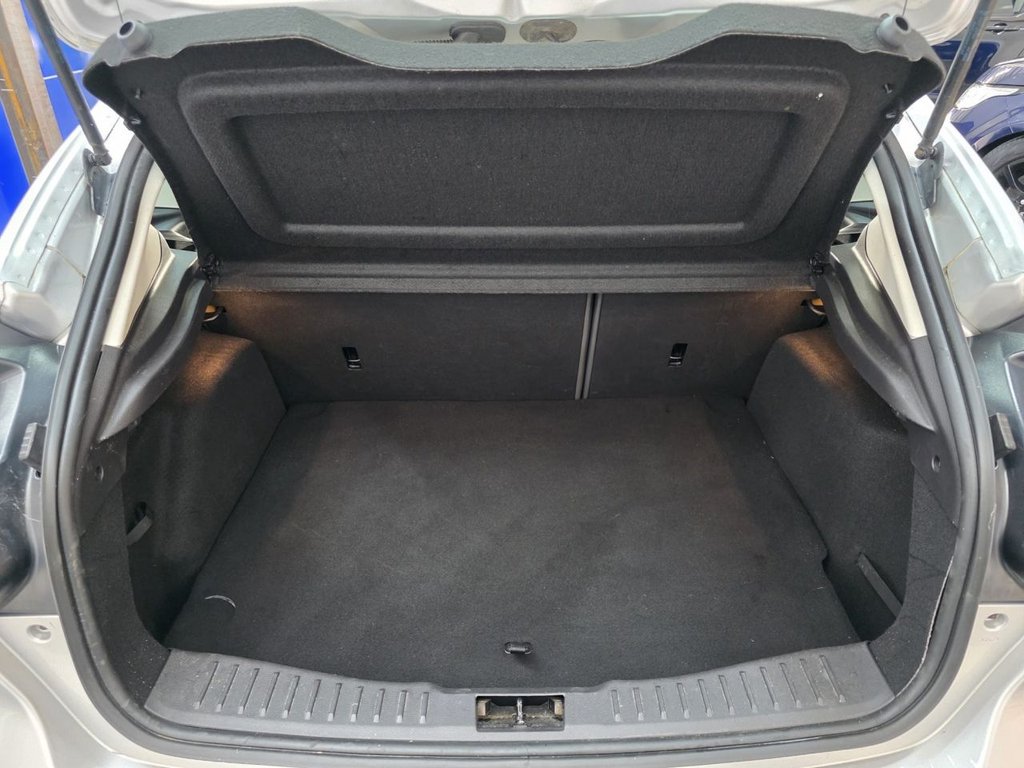 Used Ford Focus 2012 for sale - 76934492: Photo 10