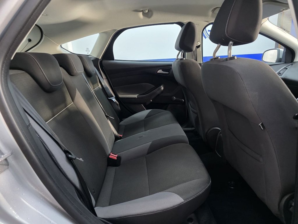 Used Ford Focus 2012 for sale - 76934492: Photo 18