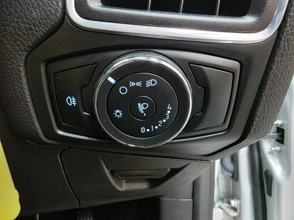 Used Ford Focus 2012 for sale - 76934492: Photo 33