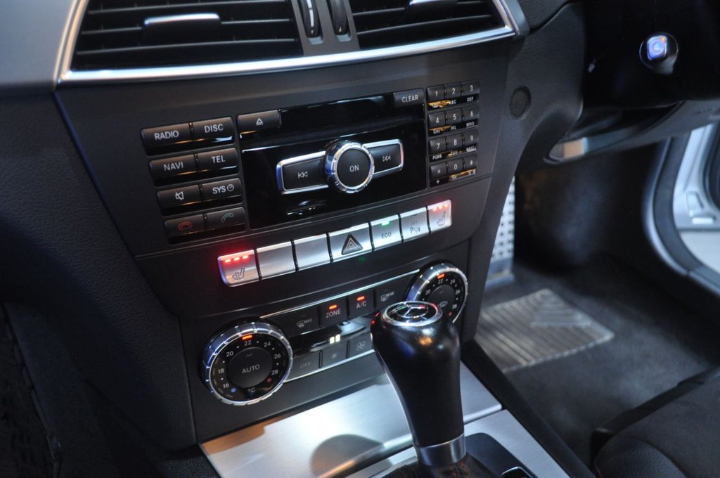 Used Mercedes-Benz C Class 2013 for sale - 76966185: Photo 17