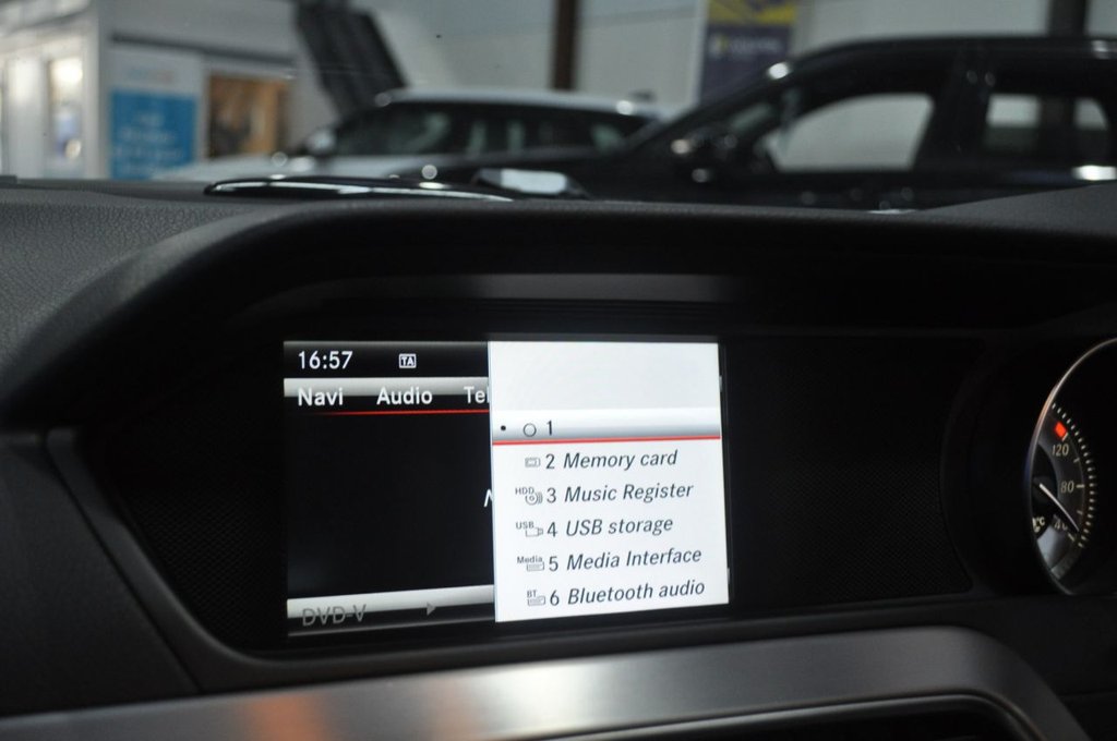 Used Mercedes-Benz C Class 2013 for sale - 76966185: Photo 19