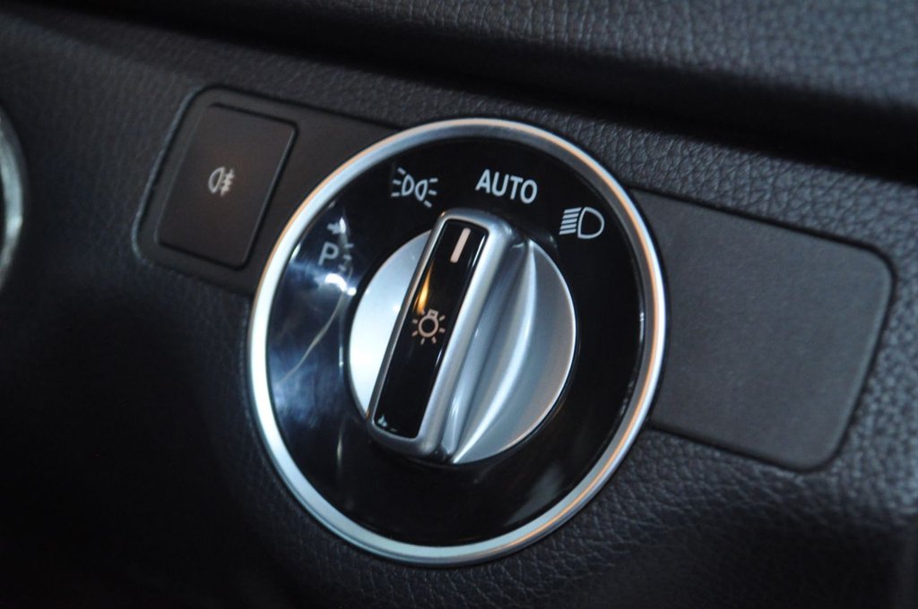 Used Mercedes-Benz C Class 2013 for sale - 76966185: Photo 23