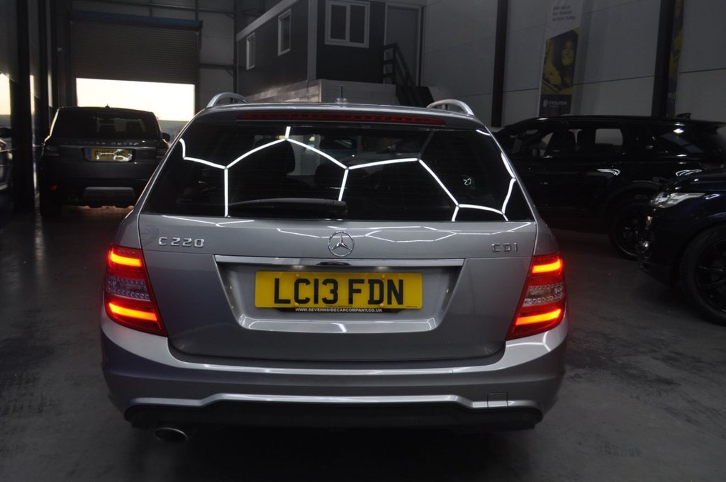 Used Mercedes-Benz C Class 2013 for sale - 76966185: Photo 6