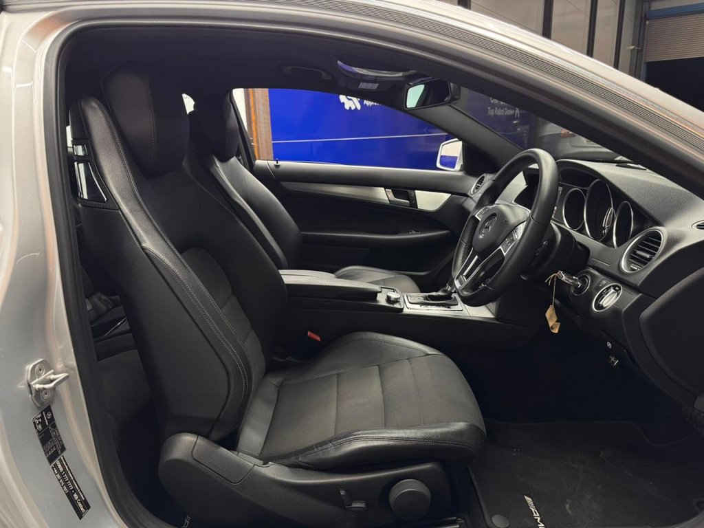 Used Mercedes-Benz C Class 2012 for sale - 77080320: Photo 13