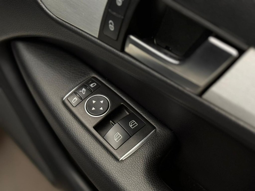 Used Mercedes-Benz C Class 2012 for sale - 77080320: Photo 36