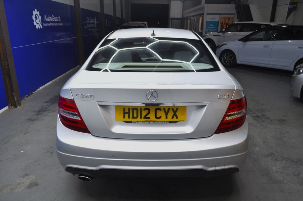 Used Mercedes-Benz C Class 2012 for sale - 77080320: Photo 5