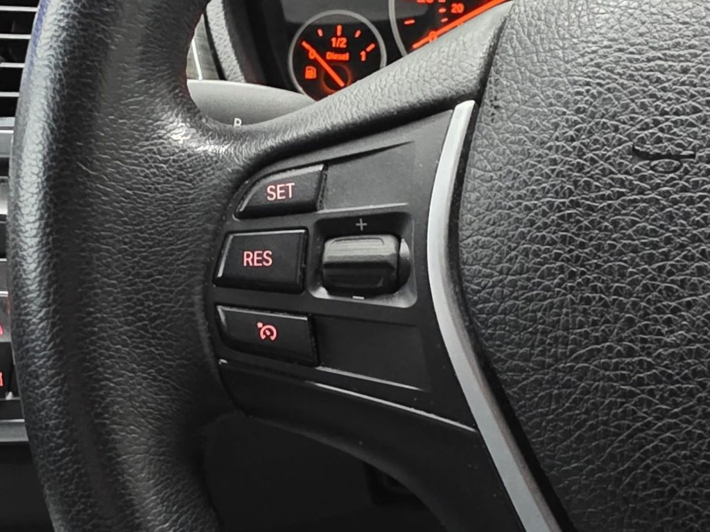 Used BMW 3 Series 2012 for sale - 77275710: Photo 38