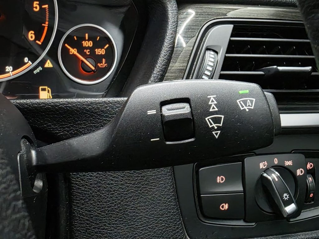 Used BMW 3 Series 2012 for sale - 77275710: Photo 41