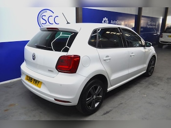 Used Volkswagen Polo 2016 for sale - 77356750: Photo