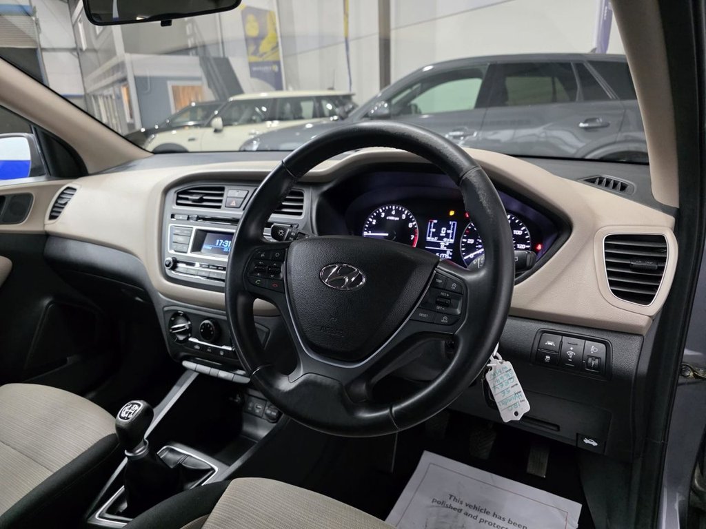 Used Hyundai i20 2015 for sale - 77302016: Photo 15