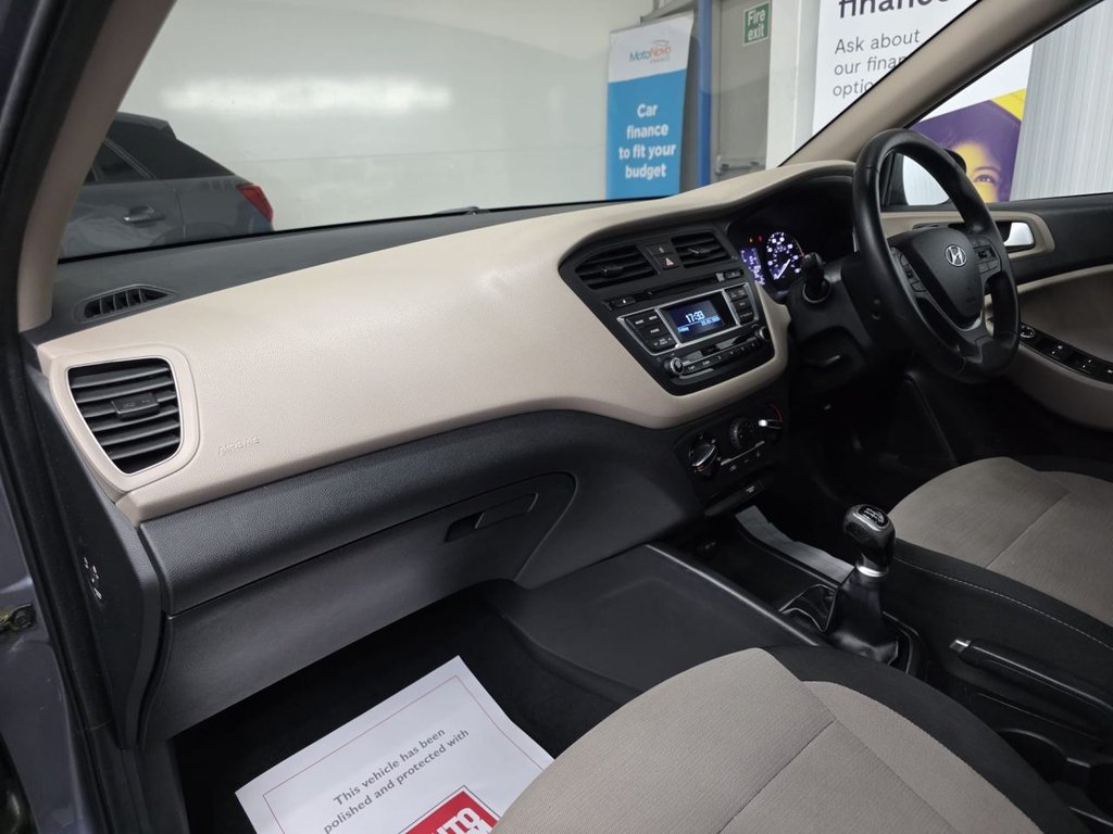 Used Hyundai i20 2015 for sale - 77302016: Photo 22