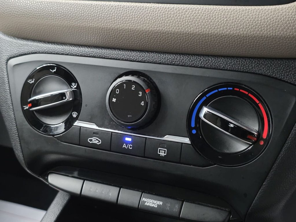 Used Hyundai i20 2015 for sale - 77302016: Photo 30