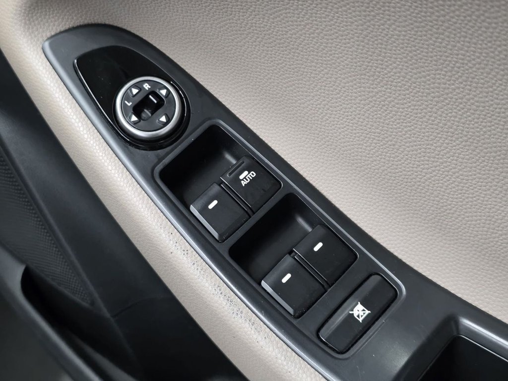 Used Hyundai i20 2015 for sale - 77302016: Photo 39