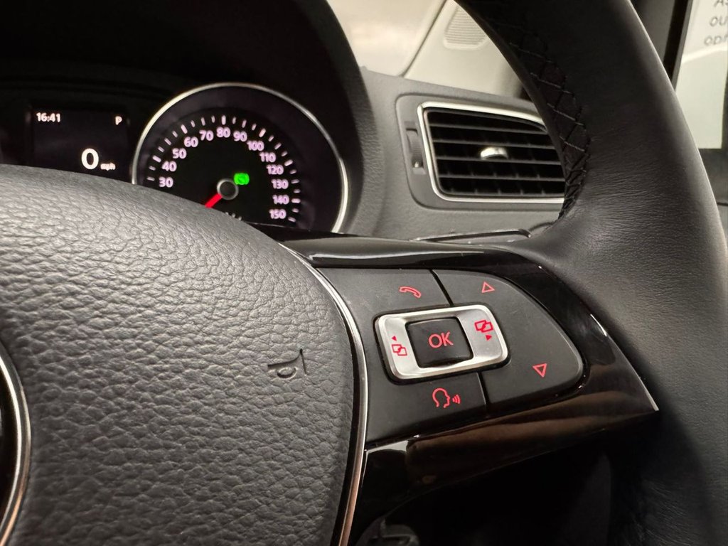 Used Volkswagen Polo 2014 for sale - 77507136: Photo 24