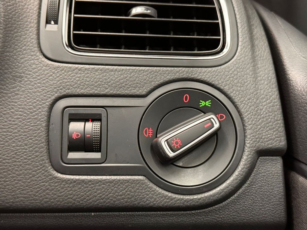 Used Volkswagen Polo 2014 for sale - 77507136: Photo 27