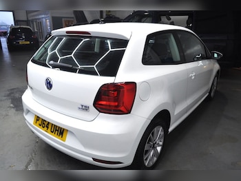Used Volkswagen Polo 2014 for sale - 77507136: Photo