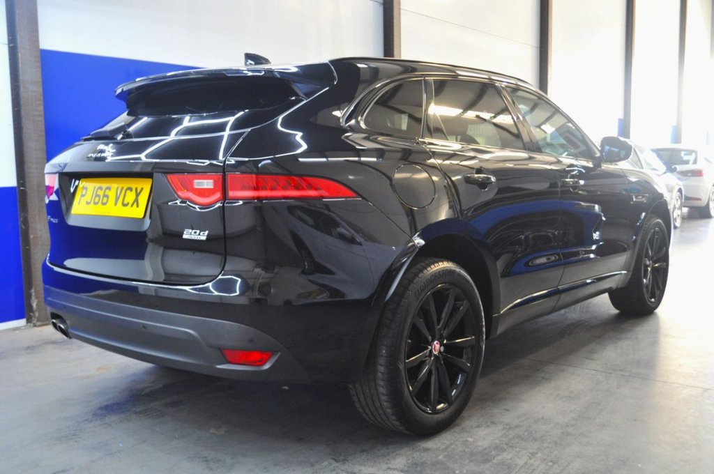 Used Jaguar F-Pace 2016 for sale - 76617238: Photo 17