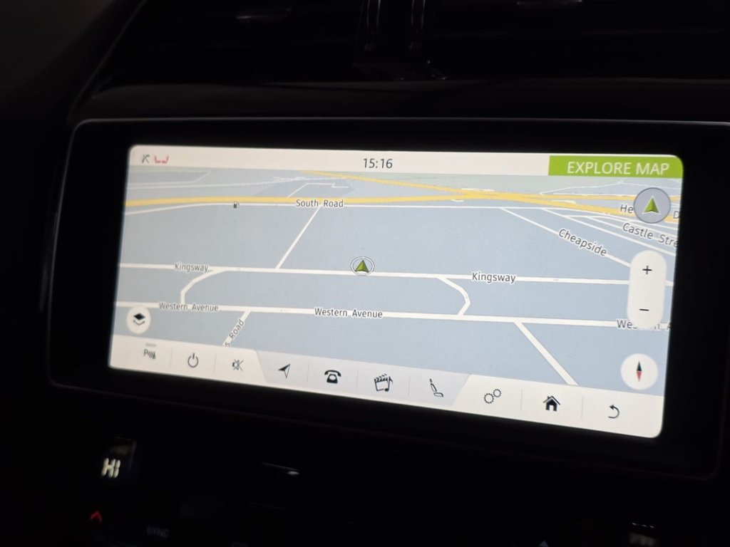 Used Jaguar F-Pace 2016 for sale - 76617238: Photo 38