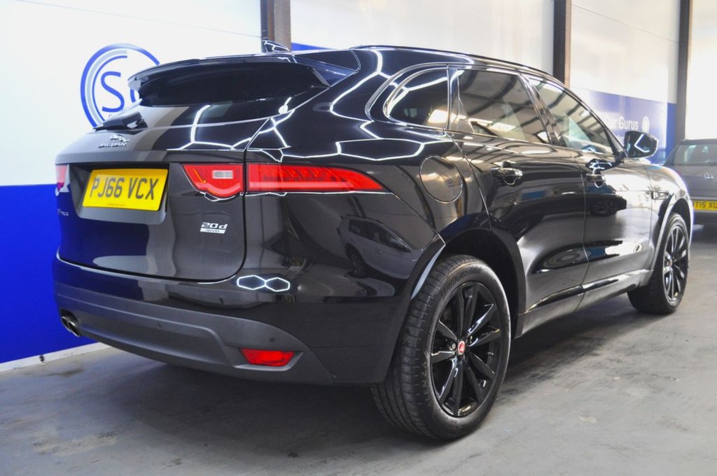Used Jaguar F-Pace 2016 for sale - 76617238: Photo 8