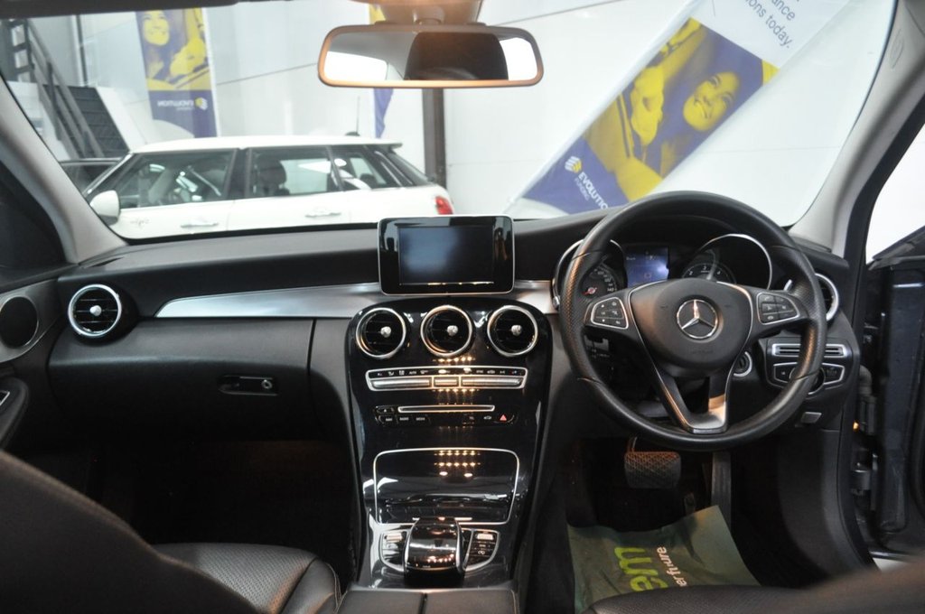 Used Mercedes-Benz C Class 2015 for sale - 77275709: Photo 17