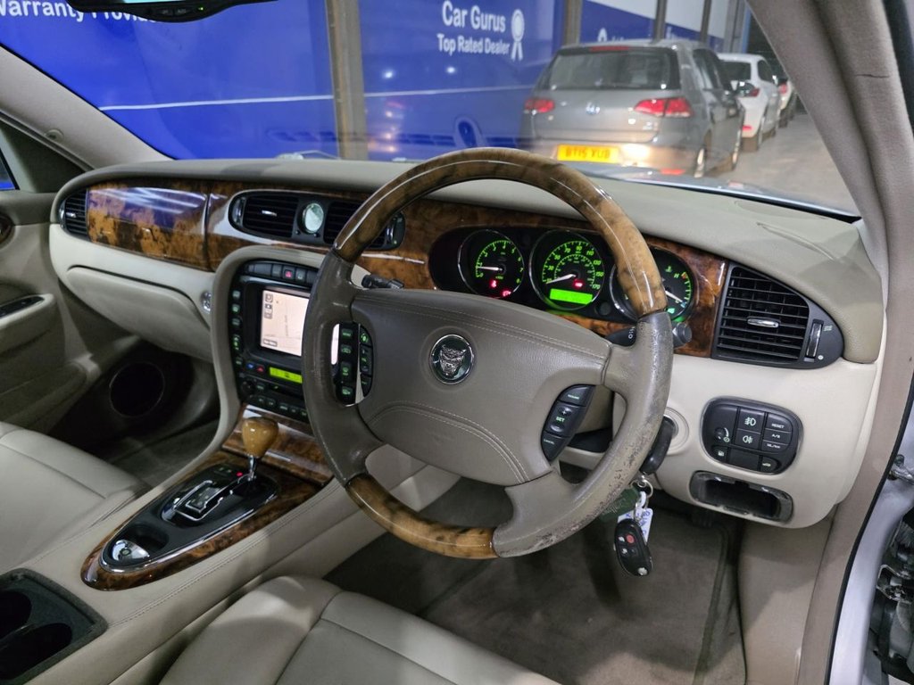 Used Jaguar XJ 2003 for sale - 76698236: Photo 21