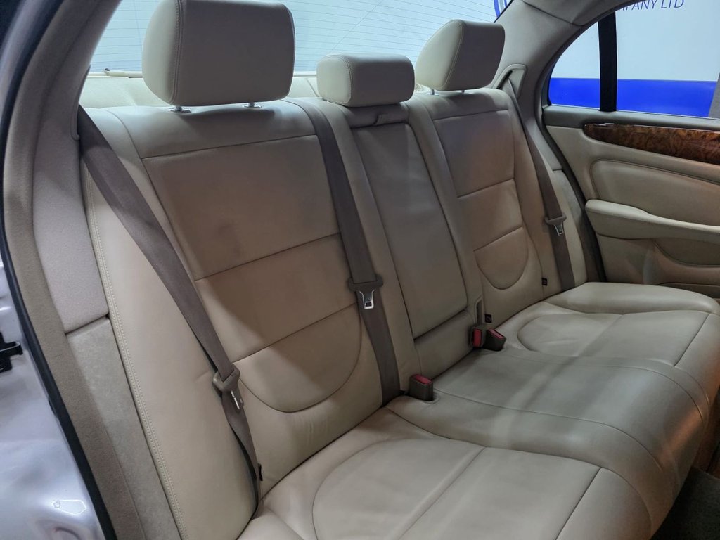 Used Jaguar XJ 2003 for sale - 76698236: Photo 26