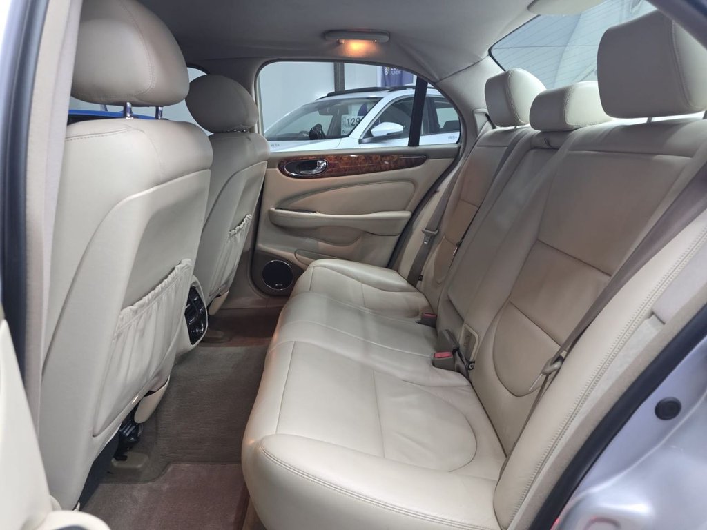 Used Jaguar XJ 2003 for sale - 76698236: Photo 31