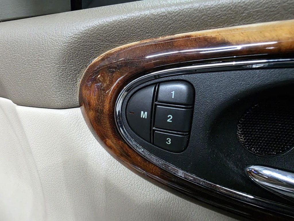 Used Jaguar XJ 2003 for sale - 76698236: Photo 47