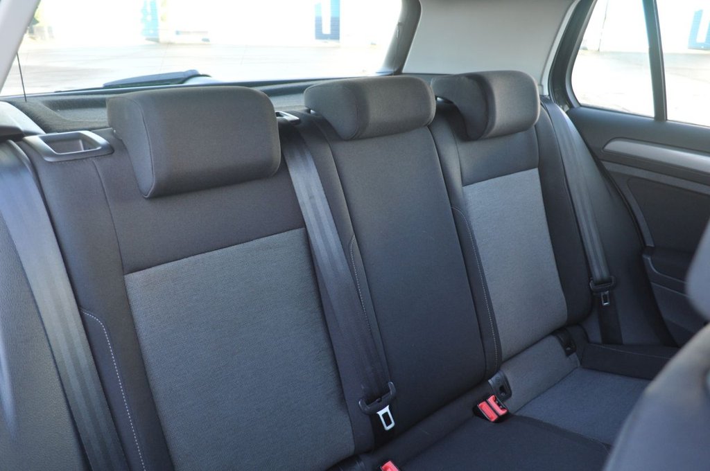 Used Volkswagen Golf 2013 for sale - 76445716: Photo 12