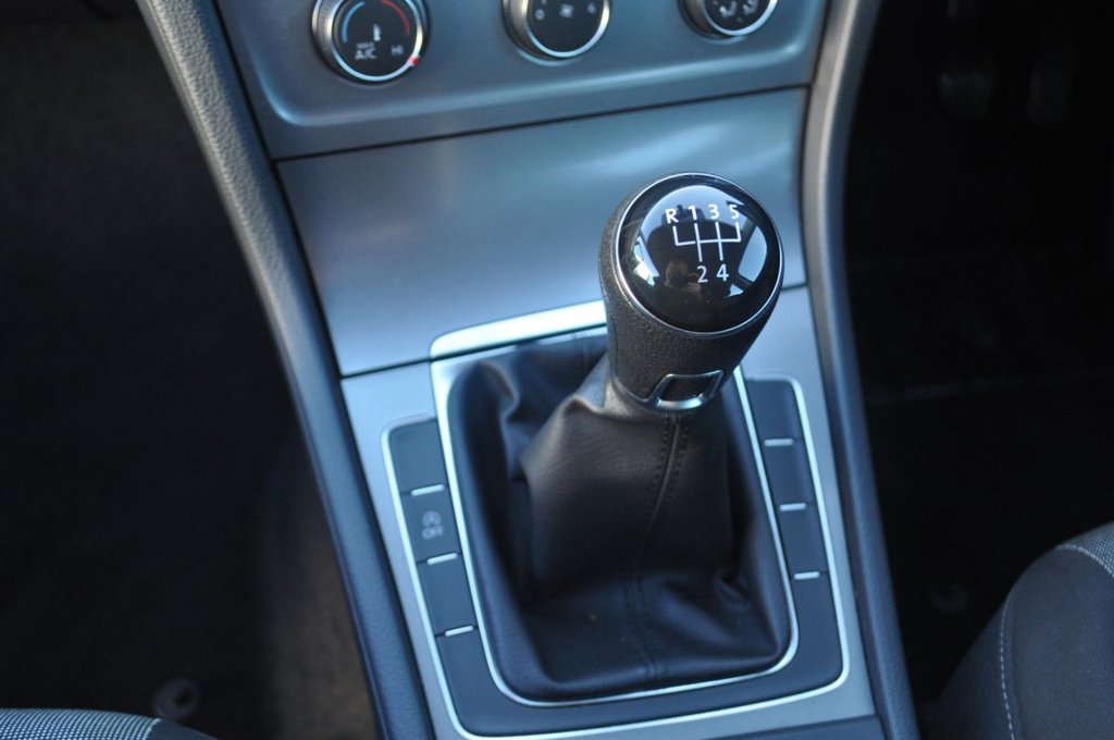 Used Volkswagen Golf 2013 for sale - 76445716: Photo 20