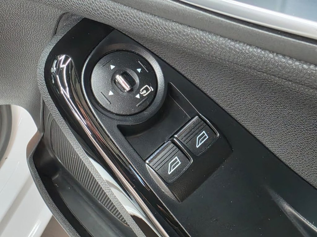 Used Ford Fiesta 2014 for sale - 76820388: Photo 42