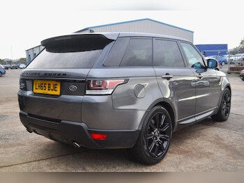 Used Land Rover Range Rover Sport 2015 for sale - 76454192: Photo