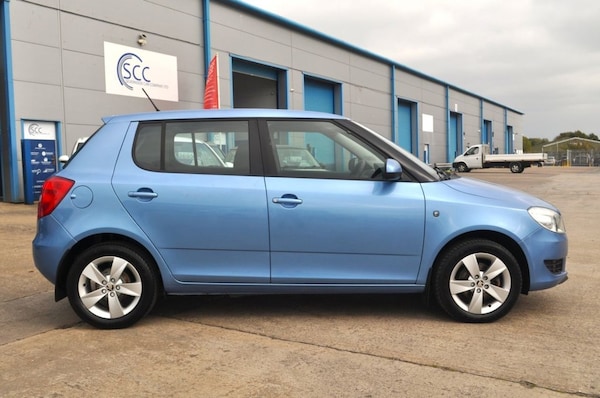 Used Skoda Fabia 2014 for sale - 76009610: Photo 3