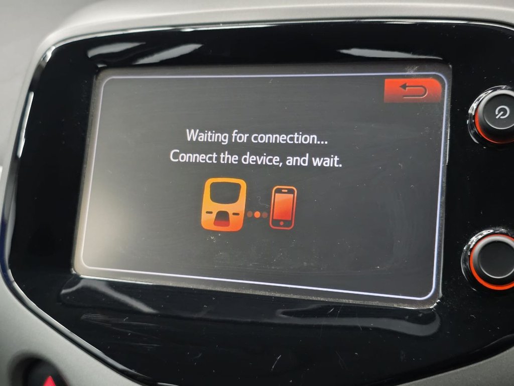 Used Peugeot 108 2017 for sale - 77211939: Photo 32