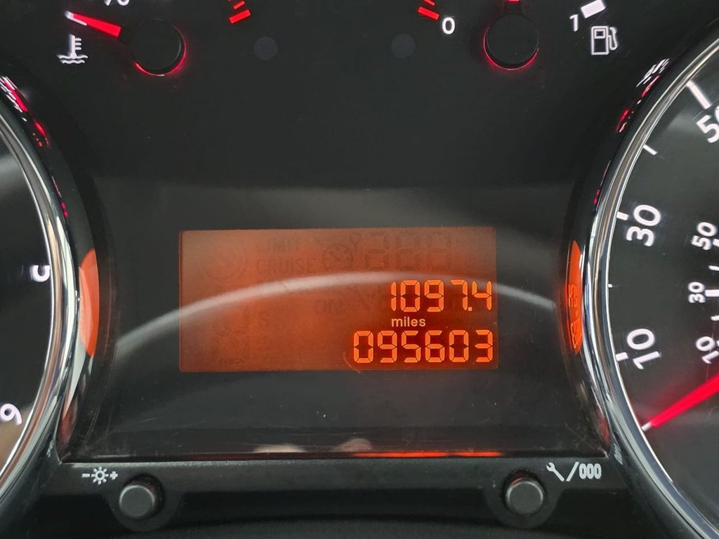 Used Peugeot 3008 2013 for sale - 77477327: Photo 29