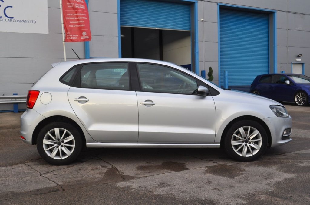 Used Volkswagen Polo 2014 for sale - 77394788: Photo 2