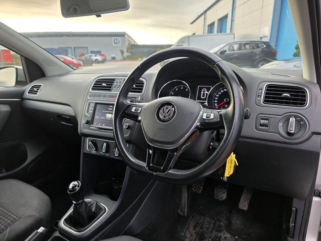Used Volkswagen Polo 2014 for sale - 77394788: Photo 9