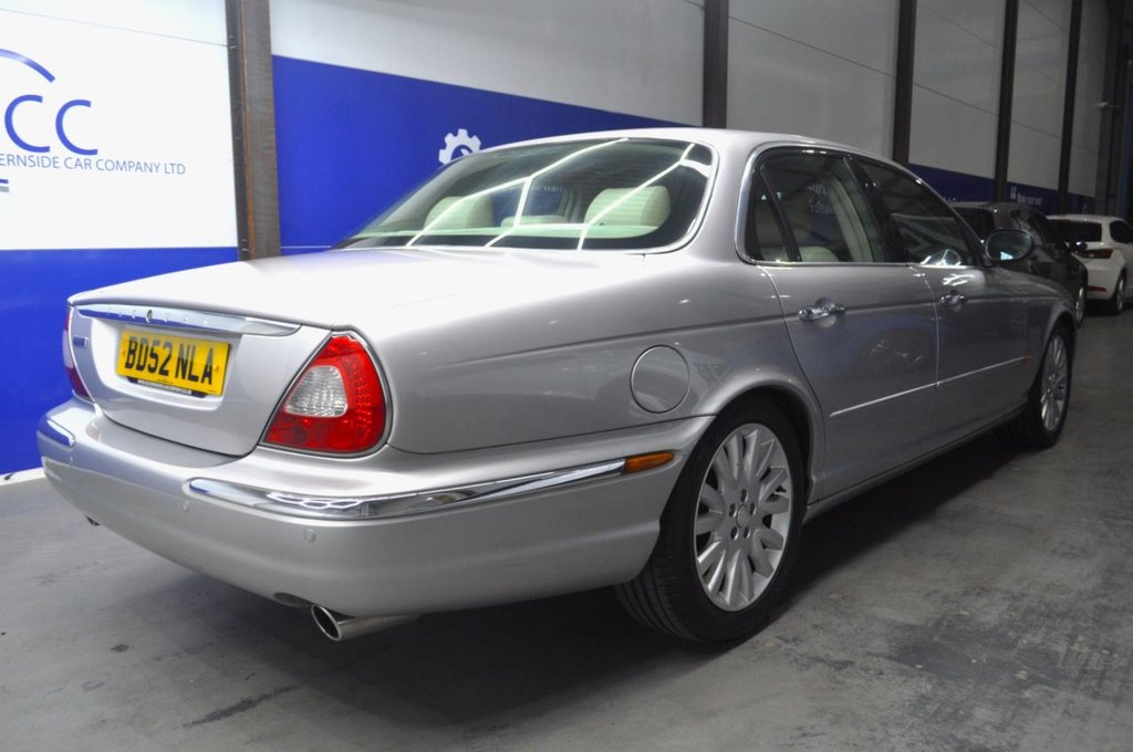 Used Jaguar XJ 2003 for sale - 76604730: Photo 15