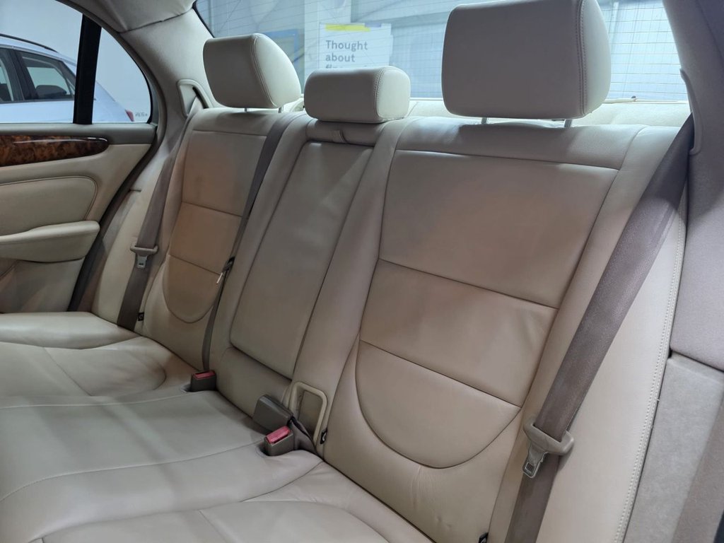 Used Jaguar XJ 2003 for sale - 76604730: Photo 32