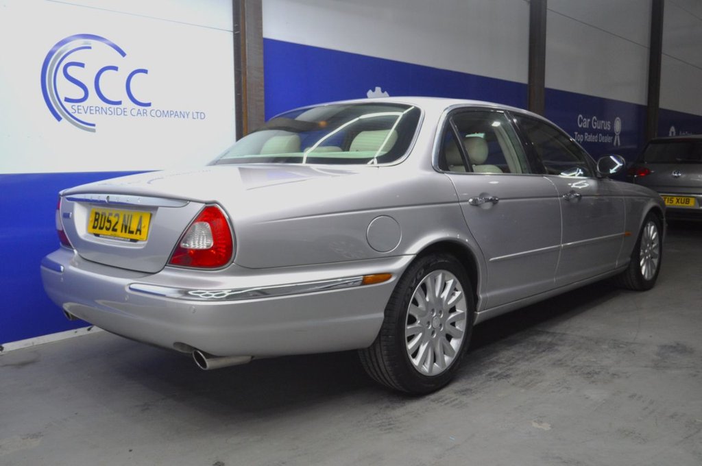 Used Jaguar XJ 2003 for sale - 76604730: Photo 8