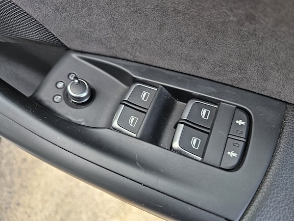 Used Audi Q3 2012 for sale - 76185067: Photo 40