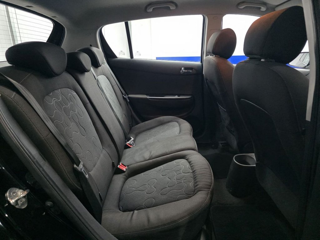 Used Hyundai i20 2011 for sale - 77327813: Photo 17