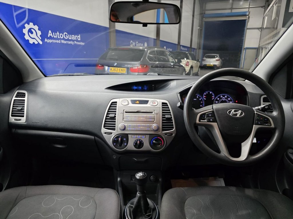 Used Hyundai i20 2011 for sale - 77327813: Photo 19
