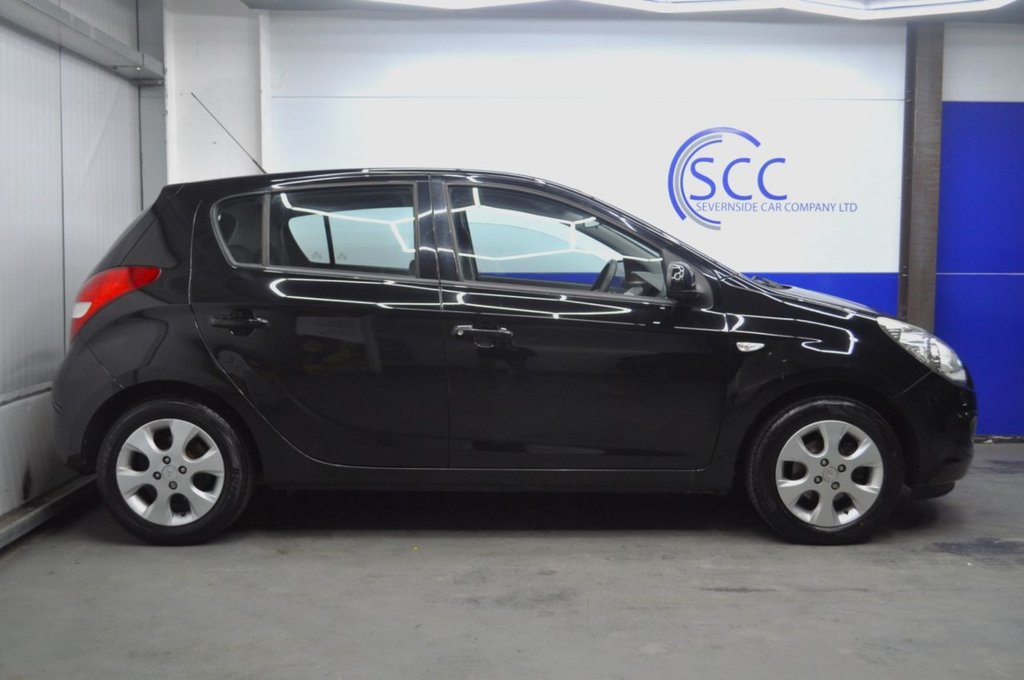 Used Hyundai i20 2011 for sale - 77327813: Photo 3