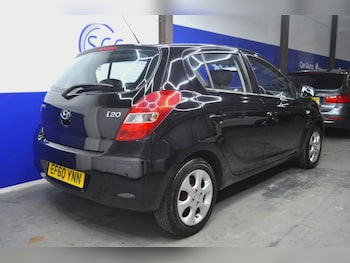 Used Hyundai i20 2011 for sale - 77327813: Photo