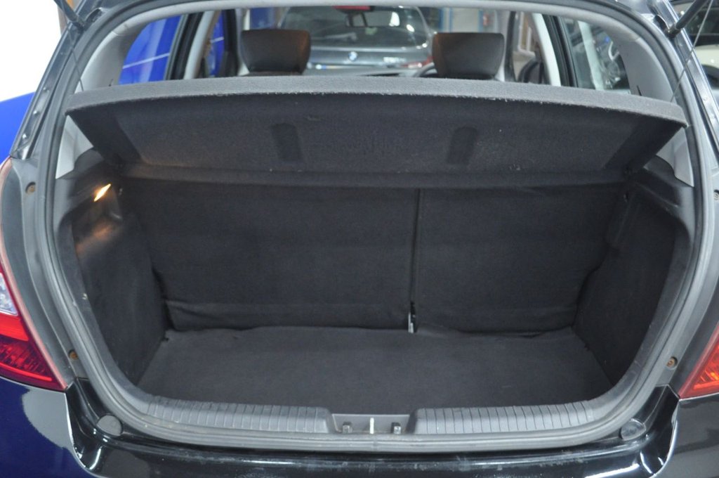 Used Hyundai i20 2011 for sale - 77327813: Photo 6