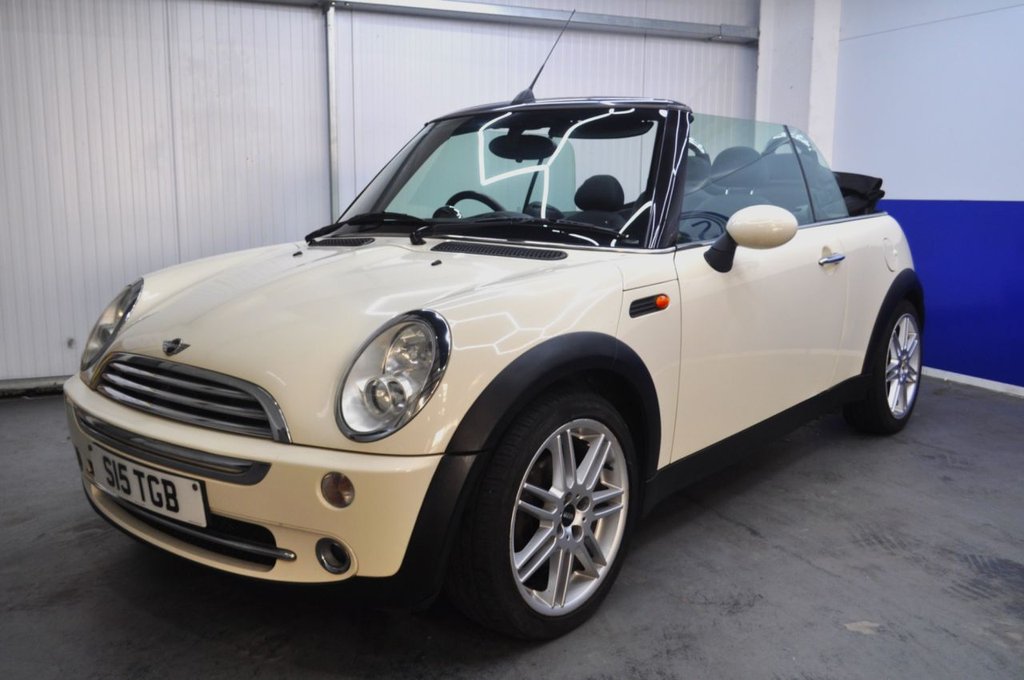 Used MINI Convertible 2006 for sale - 77171544: Photo 12