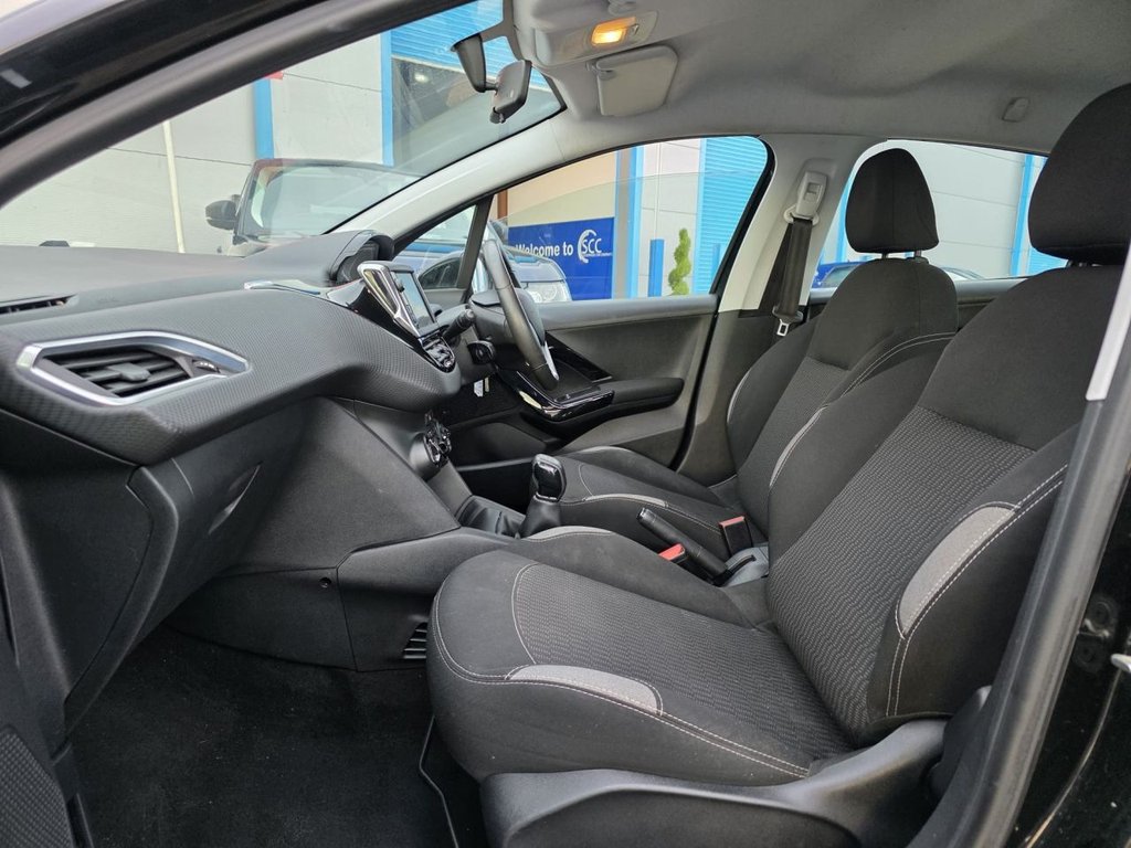 Used Peugeot 208 2015 for sale - 77394665: Photo 8