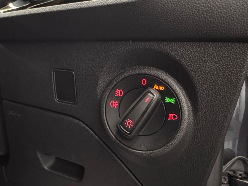 Used SEAT Leon 2019 for sale - 77437045: Photo 37