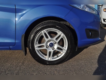 Used Ford Fiesta 2013 for sale - 77048798: Photo